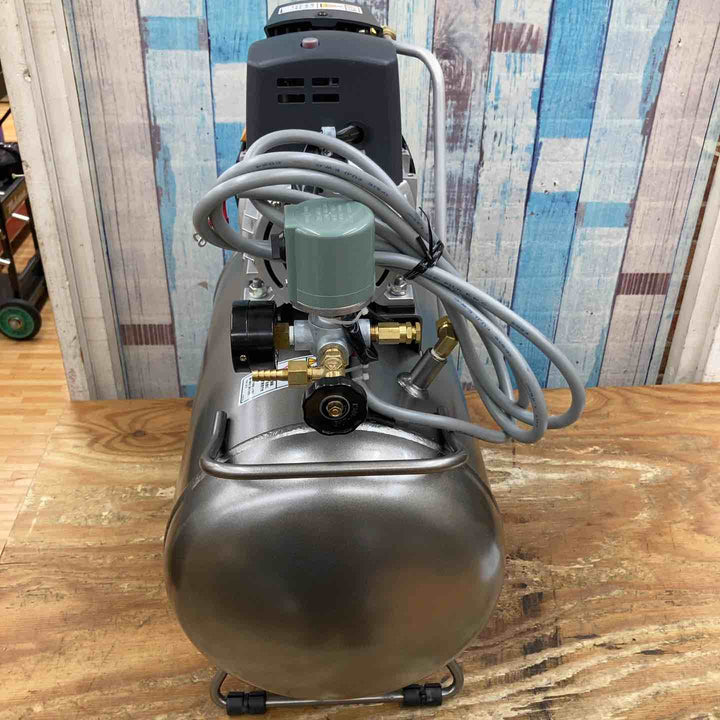 【未使用品 / 店頭受取り限定】日立 コンプレッサー スーパーオイルフリーベビコン 0.4LE-8TB 三相200V【柏店】