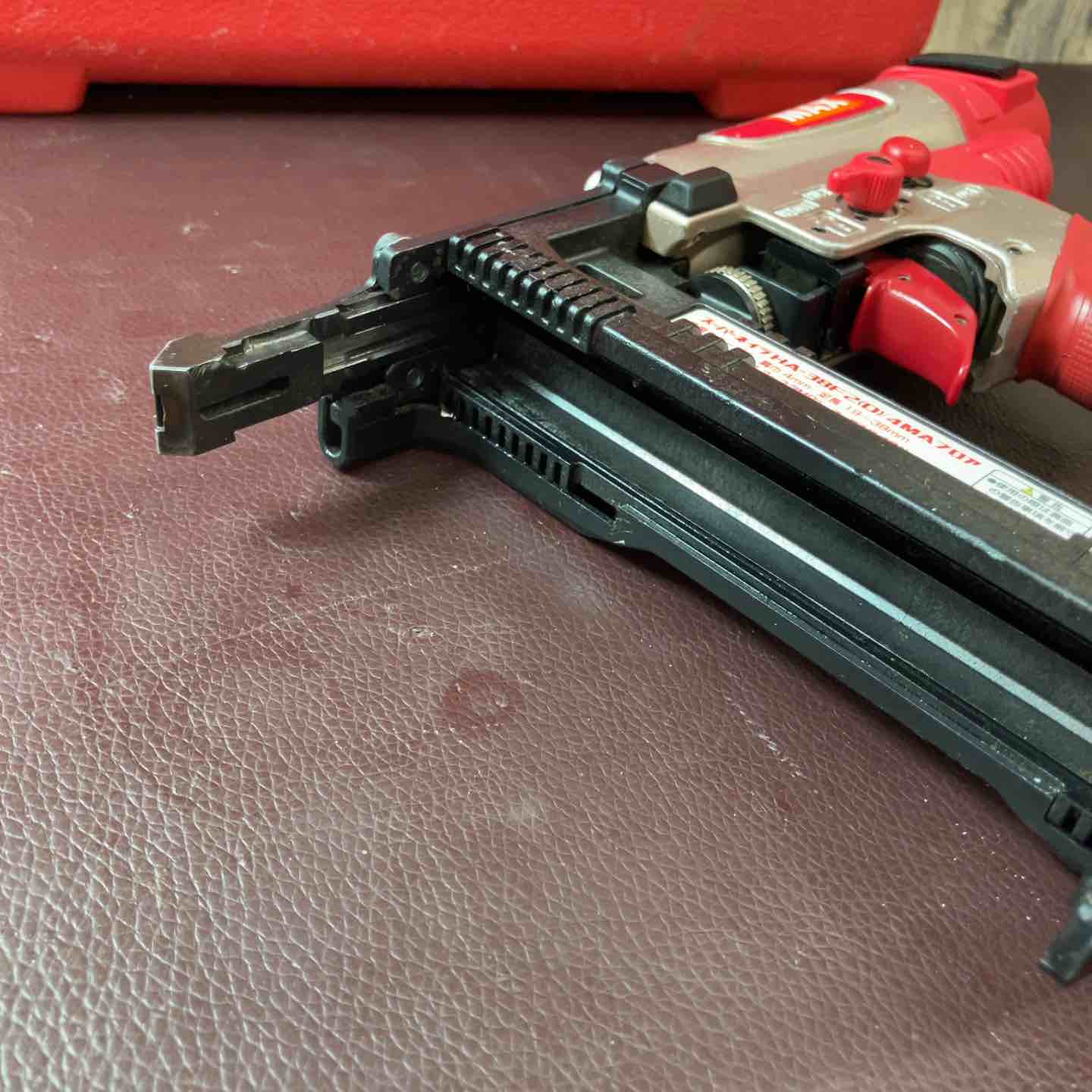 中古品】☆マックス(MAX) 高圧フロアタッカ HA-38F2(D)/4MA