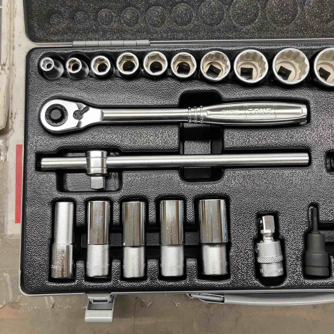 ◇トネ(TONE) ミックスソケットレンチセット 差込角9.5mm(3/8") MX300 内容27点 シルバー【戸田店】