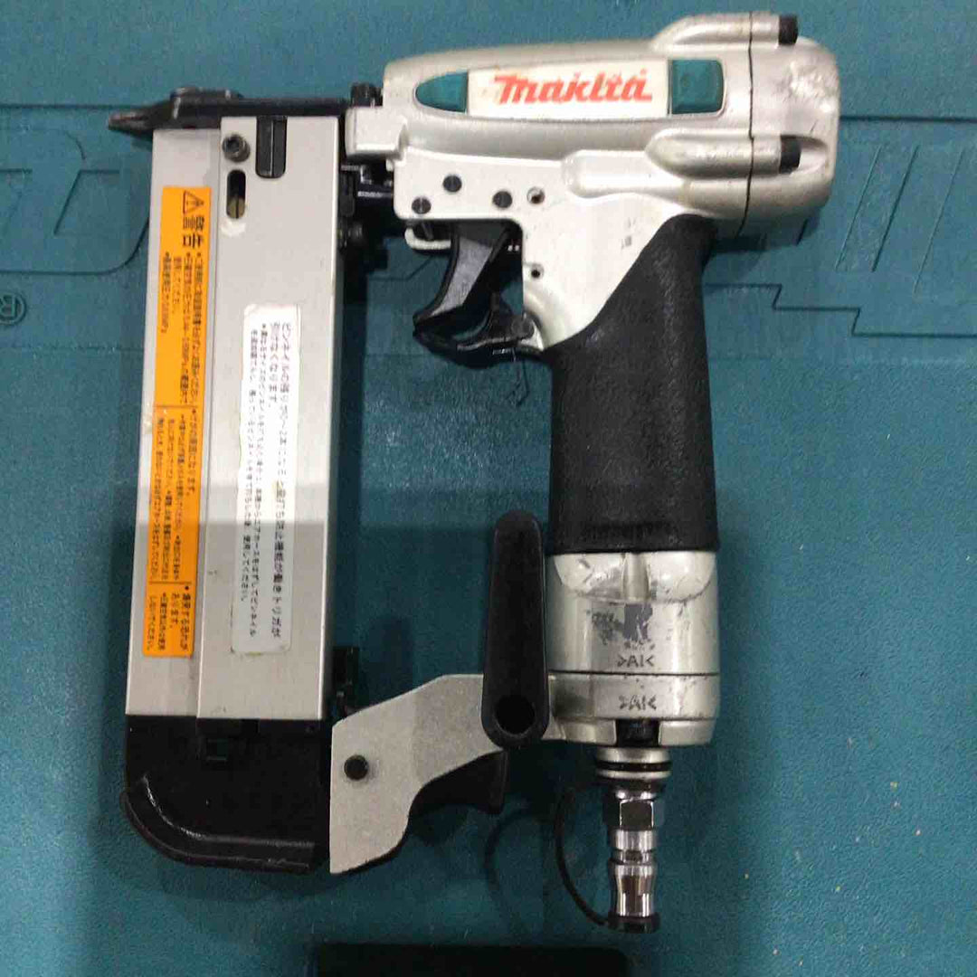 ★マキタ(makita) 常圧ピンネイラ AF351【川口店】