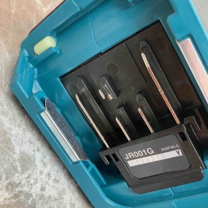 ★マキタ(makita) コードレスレシプロソー JR001GZ【八潮店】