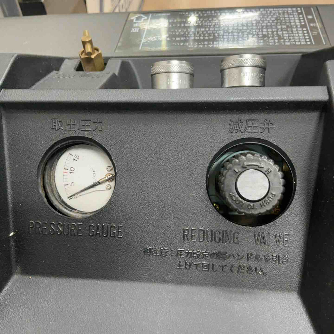 ◇日立産機(HITACHI) エアーパンチ 常圧エアコンプレッサー PA800A【草加店】