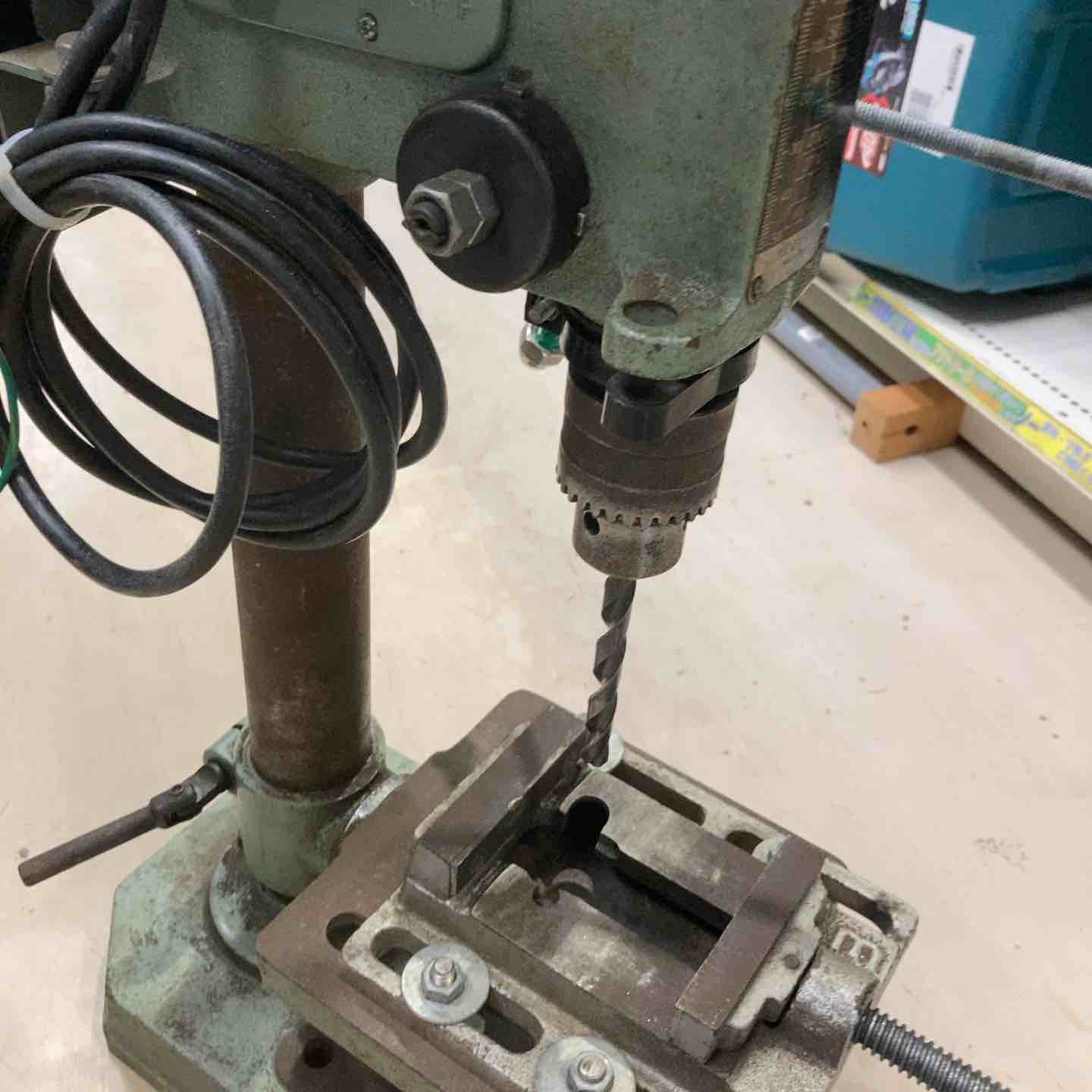 店頭受取り限定】◇マキタ(makita) 卓上ボール盤 TB130【町田店