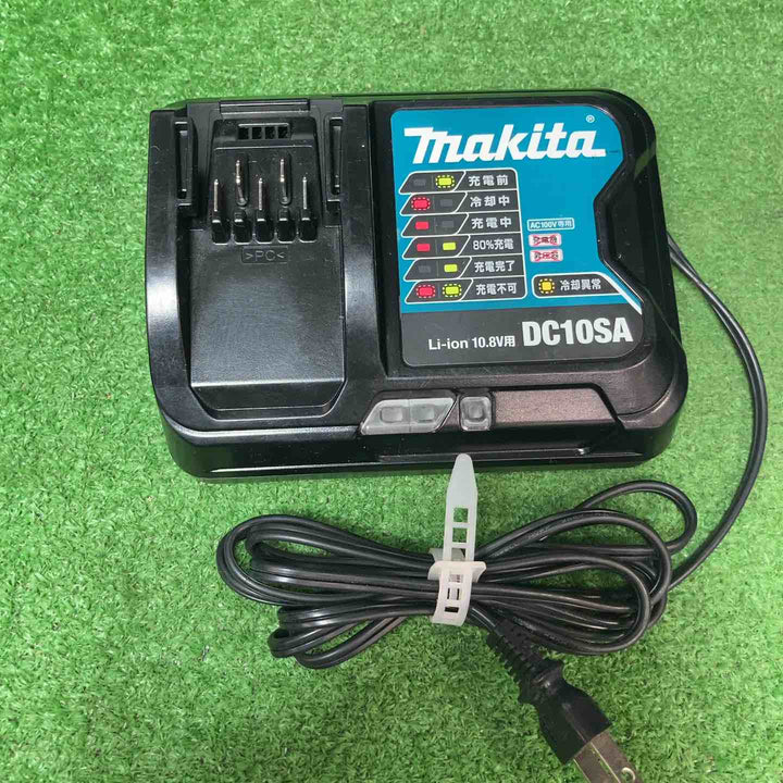 【現状品】◇マキタ(makita) コードレスインパクトドライバー TD111DZB 充電器、バッテリー×1(10.8V/4.0Ah) 付き【岩槻店】
