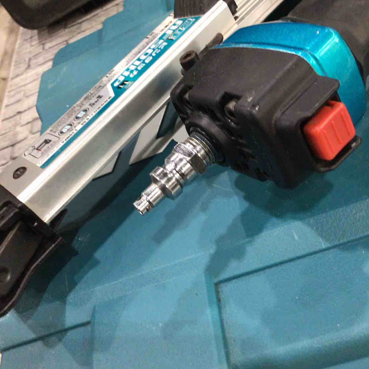 ★マキタ(makita) 高圧ピンネイラ AF501HPM【川口店】