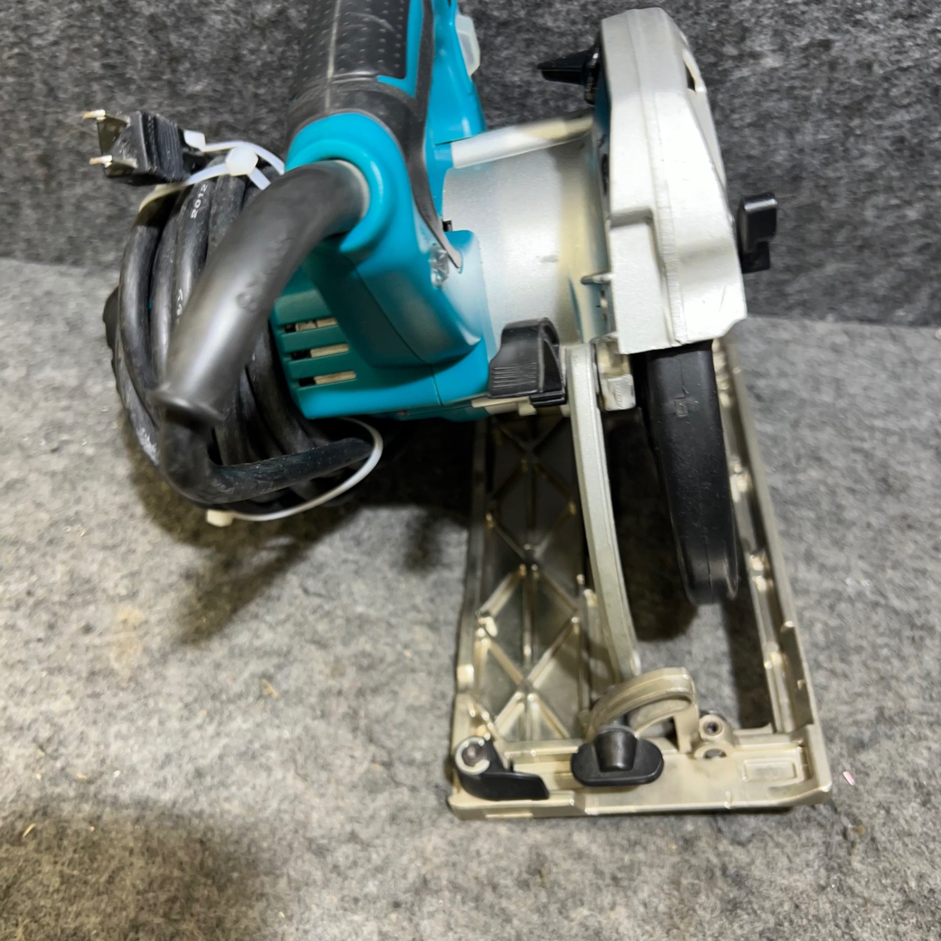 【値下げO.K.】Makita マルノコ 5732c マキタ 5732C 電子マルノコ ウエダ金物【公式サイト】