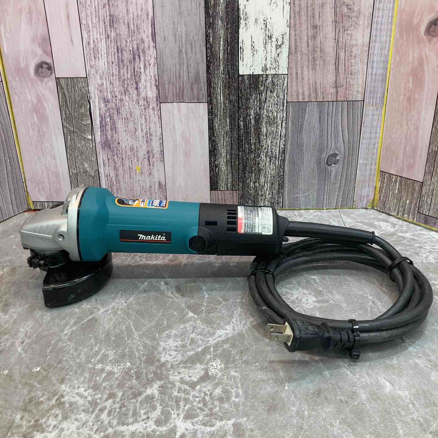 ☆マキタ(makita) 100mmディスクグラインダ 9533B【八潮店】 【公式通販】