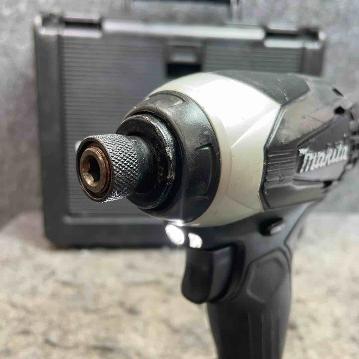 マキタ(makita) コードレスインパクトドライバー TD146DX2B【桶川店】