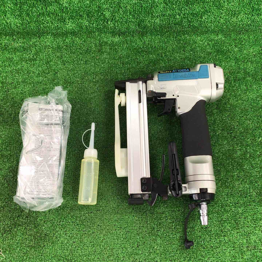 ◇マキタ(makita) 常圧エアタッカ 10mm AT1025AK【川崎店】