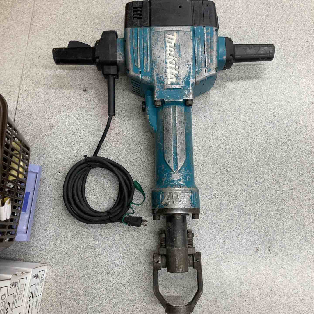【店頭受取り限定】★マキタ(makita) 電動ハンマ HM1810【八潮店】