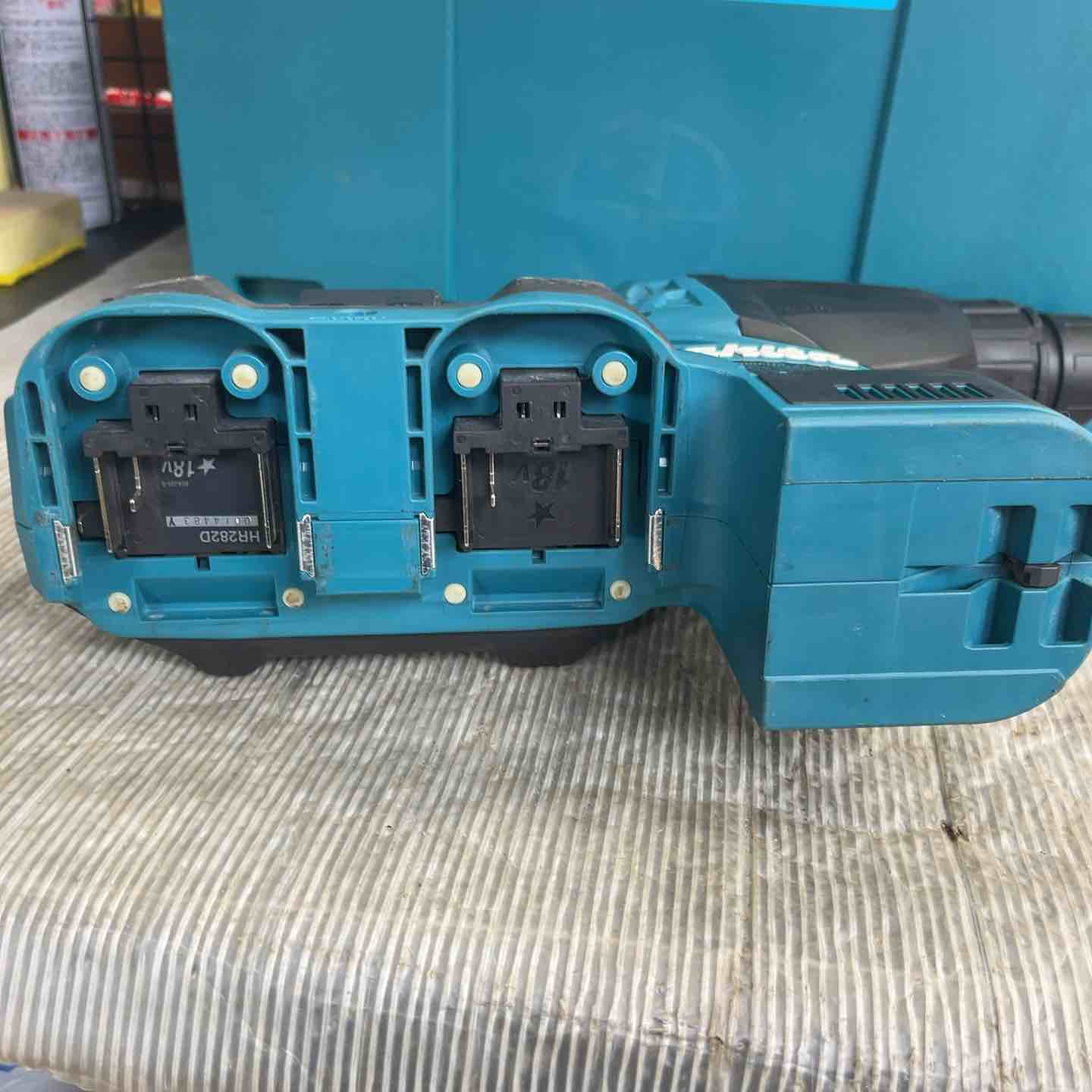 ☆マキタ(makita) コードレスハンマドリル HR282DZK【草加店