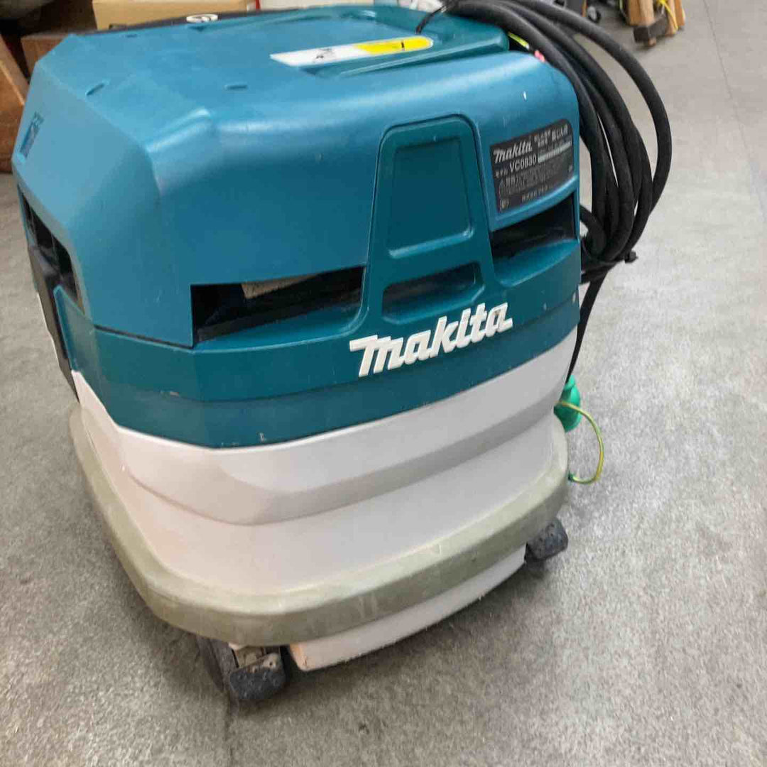 ★マキタ(makita) 集じん機 乾式 VC0830 連動機能【川崎店】