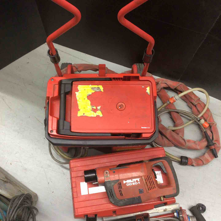 【中古品】◇ヒルティ(HILTI) コアドリル DDEC-1 HILTI ウォーターリサイクルユニット DD REC-1付き(通電のみ確認) 【戸田店】