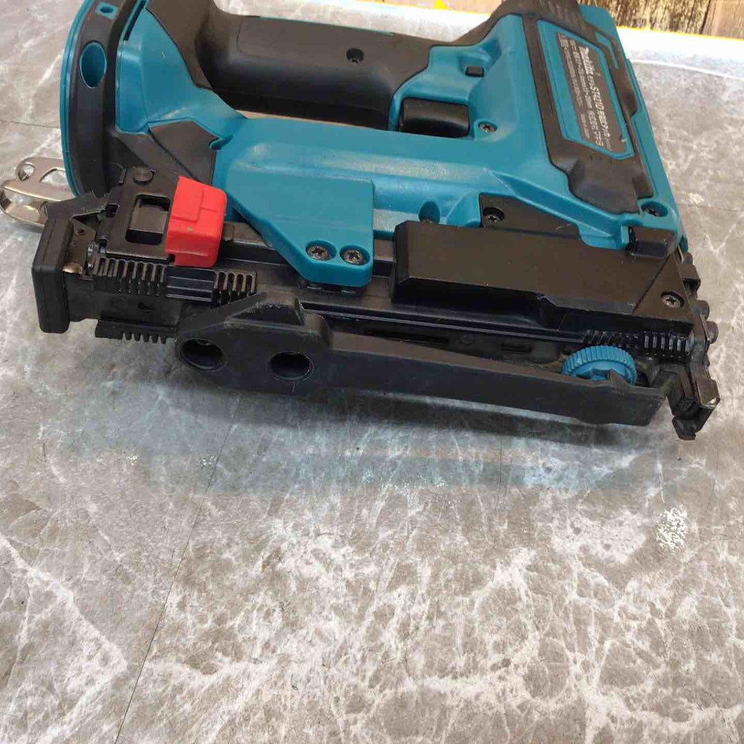 ◇マキタ(makita) コードレスタッカー ST421DZ【八潮店】