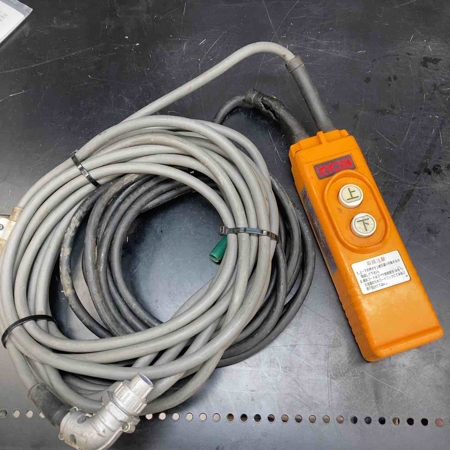 中古品】リョービ(RYOBI) ウインチ WI-61C(21M) 動作確認済み【川越店