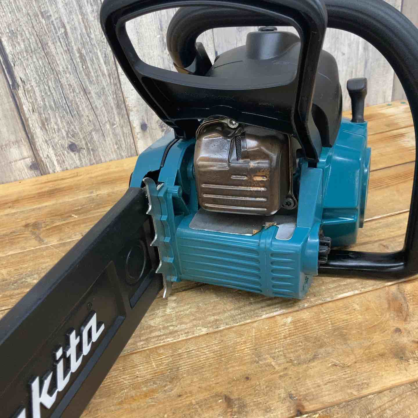 中古品】マキタ(makita) 350mmエンジンチェンソー MEA3201M【東大和店