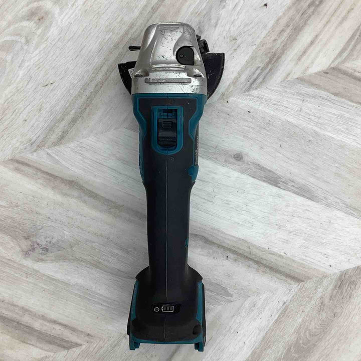 ☆マキタ(makita) 100mmコードレスディスクグラインダー GA404DZ【越谷店】