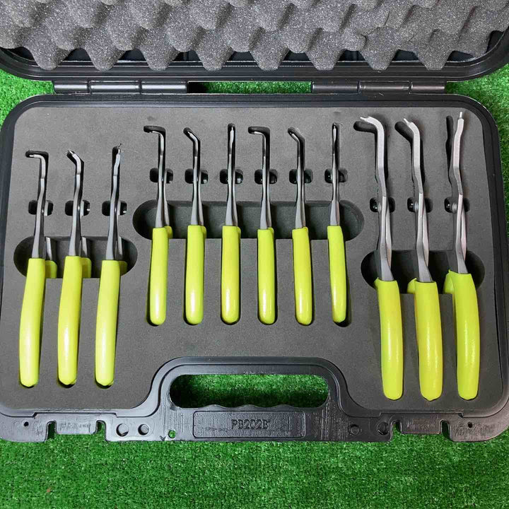 【美品】スナップオン(Snap-On) スナップリングプライヤーセット(ケース入り)SRPCR112HV【岩槻店】