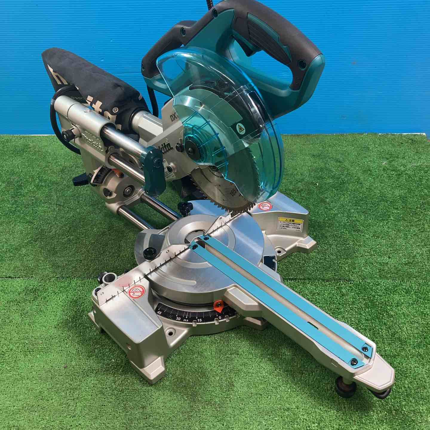 ☆マキタ(makita) スライドマルノコ LS0613FL（18go中古品マキタ