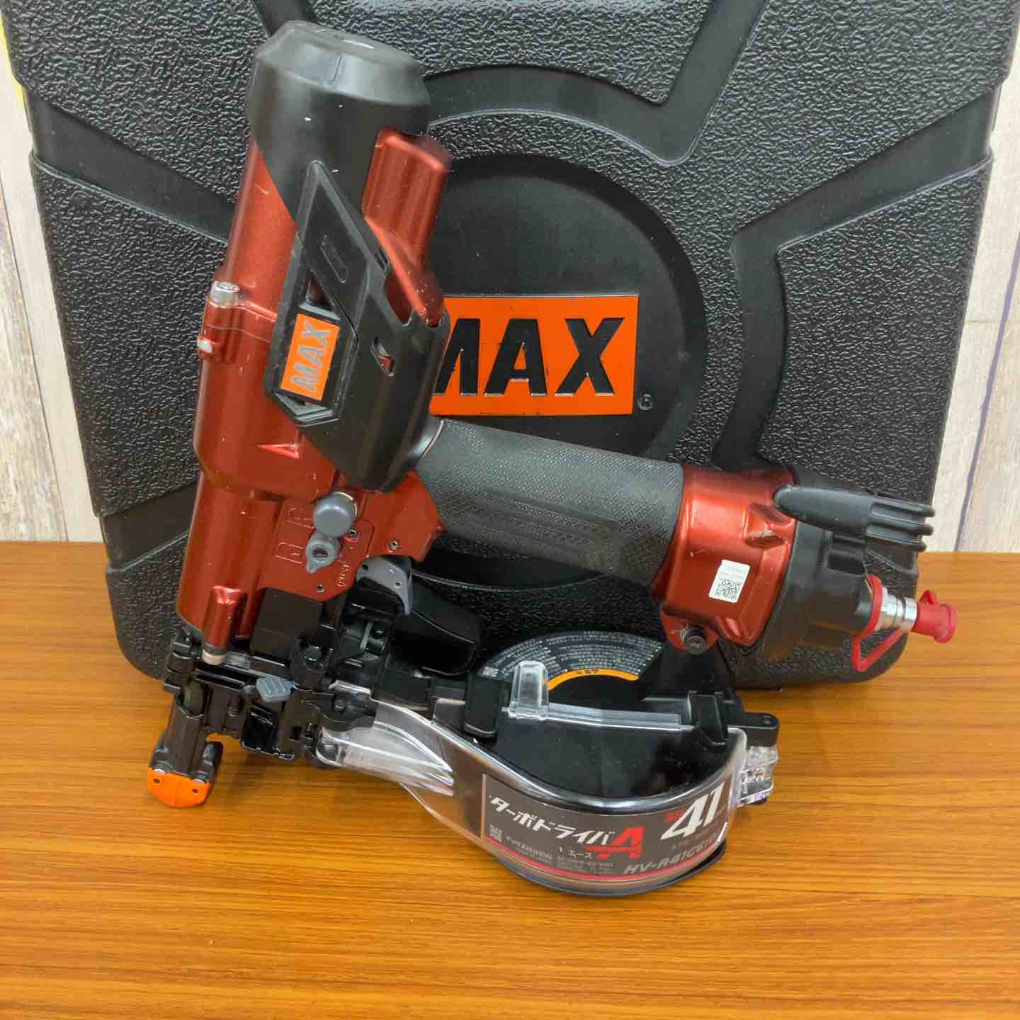 中古品】☆マックス(MAX) 高圧エアネジ打ち機 HV-R41G6(D)-R【八潮店