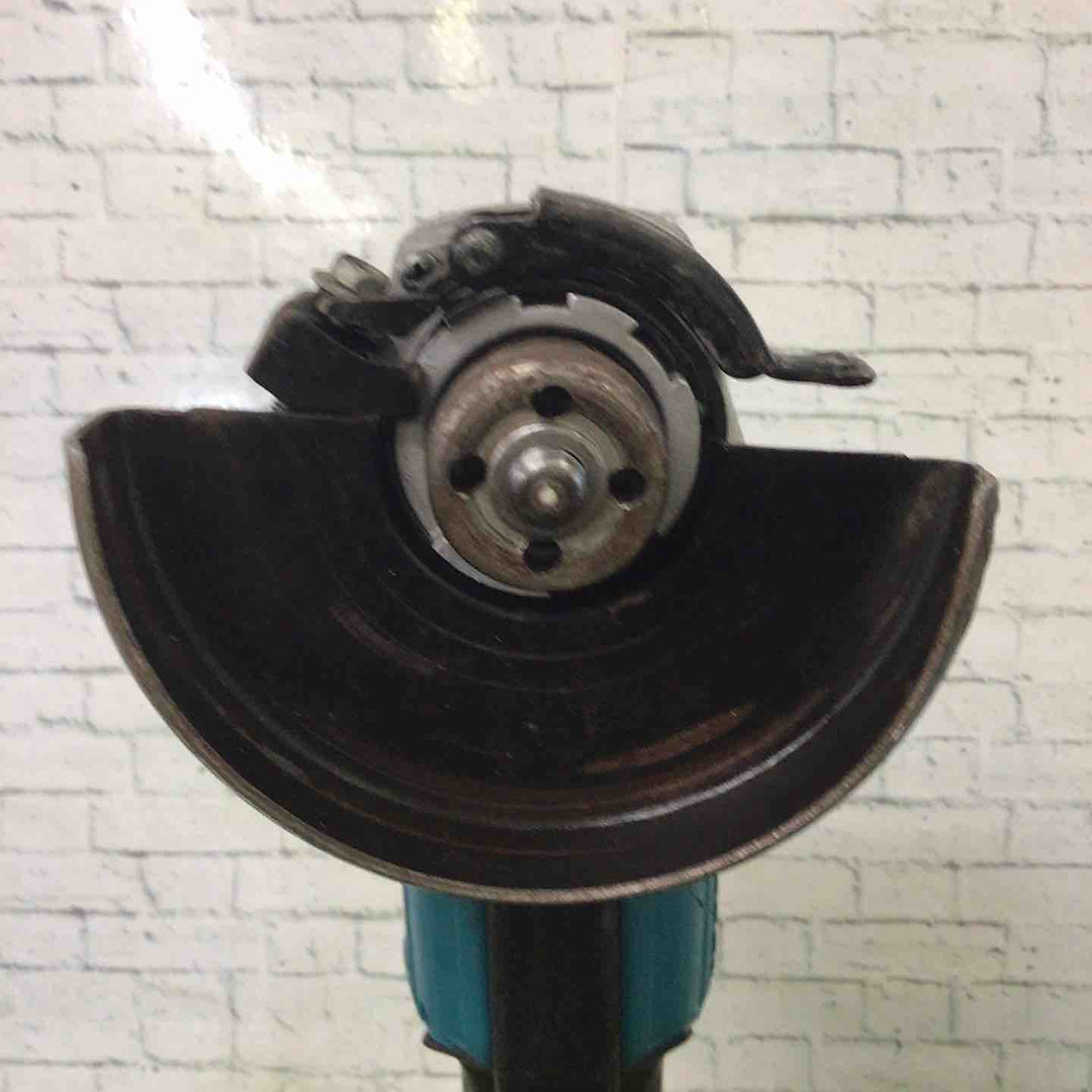 ★マキタ(makita) 100mmコードレスディスクグラインダ GA418DZ【町田店】