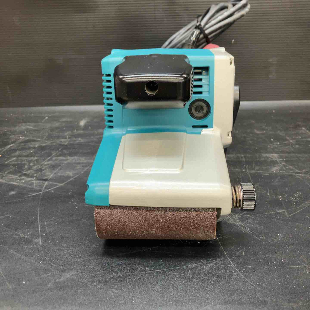 マキタ(makita) ベルトサンダ 9404 サンディングベルト付き【川越店】