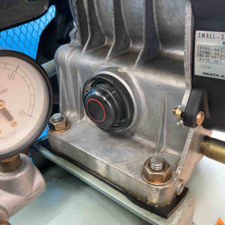 【店頭受取り限定】◇イワタ(IWATA) レシプロ コンプレッサー OCS-265P-2D 充填約2分 2.2Kw(3馬力) 3相 200V 72Lタンク 静音モデル ベビコン 【岩槻店】