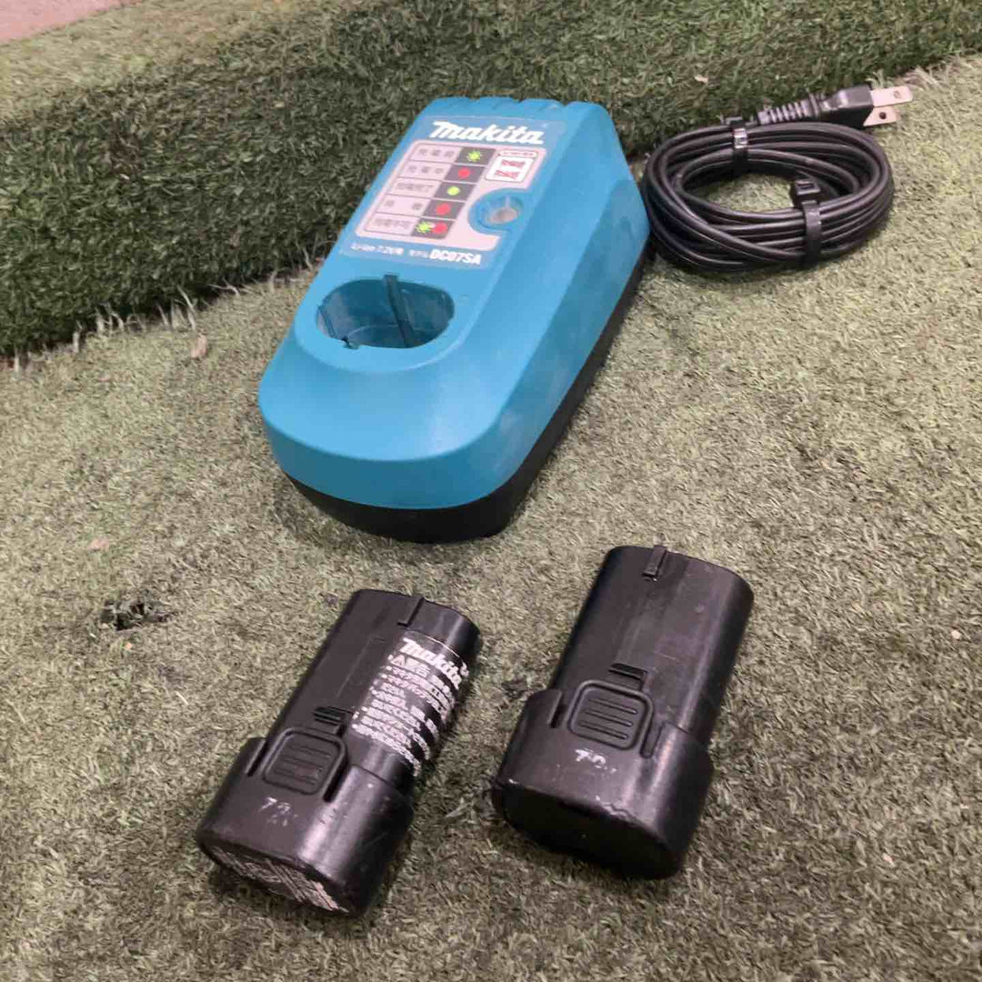 ★マキタ(makita) コードレスドリルドライバー DF012DSHX 7.2V 動作確認済【川口店】