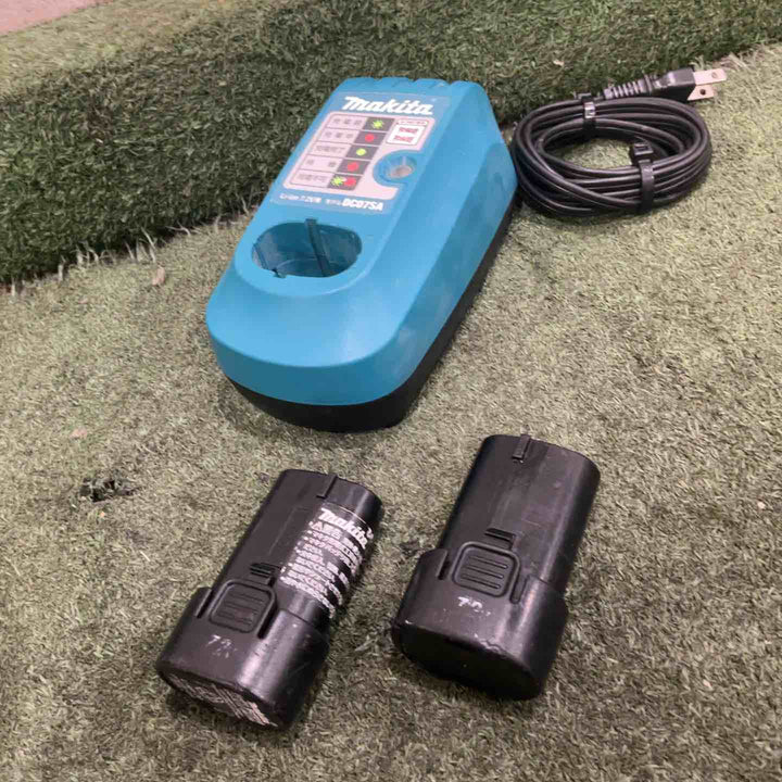 ★マキタ(makita) コードレスドリルドライバー DF012DSHX 7.2V 動作確認済【川口店】