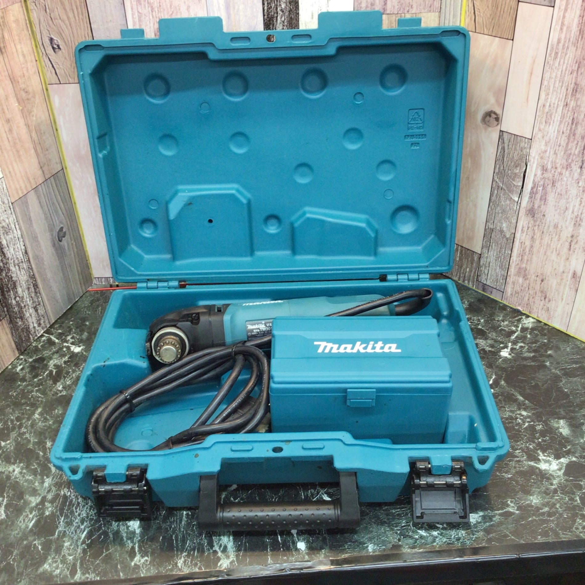 マキタ TM3010CT マルチツール【野田愛宕店】【店頭取引限定】【中古