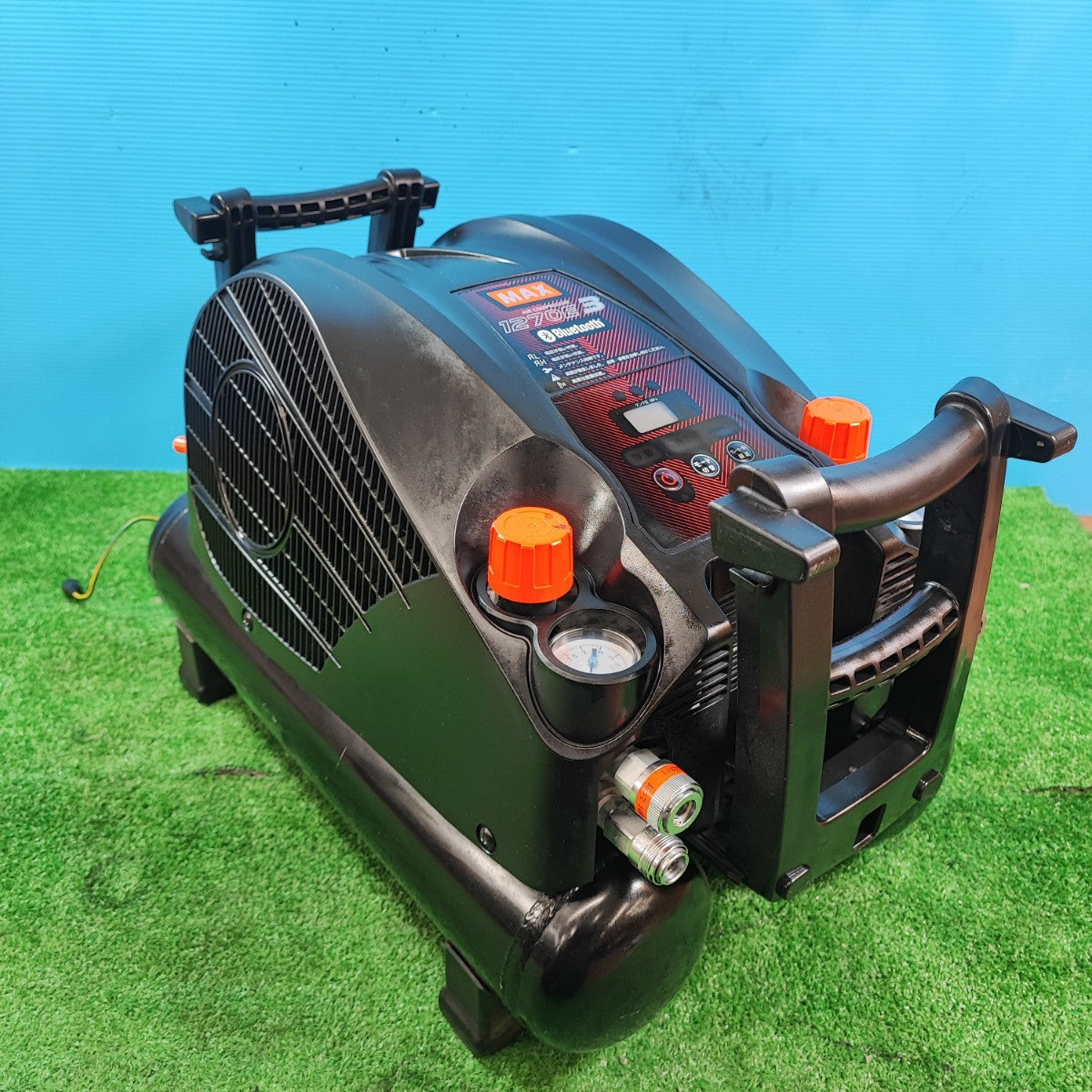 マックス⁄MAXエアコンプレッサーAK-HL1270E3 ☆極美品☆MAX マックス
