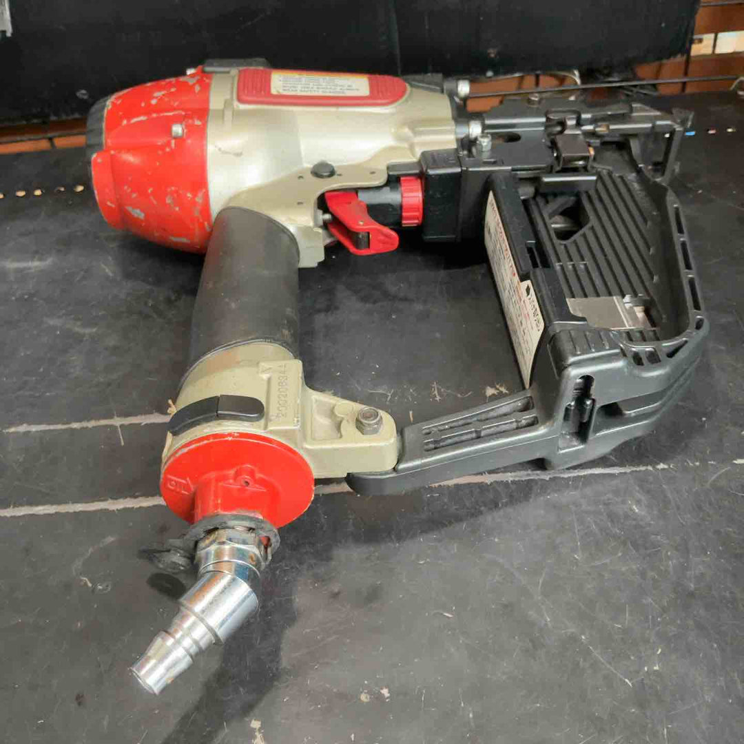 マックス MAX 常圧フロアタッカ TA-557F/957T フロア大工・内装・リフォームなどに使えます!! 中古品！【草加店】