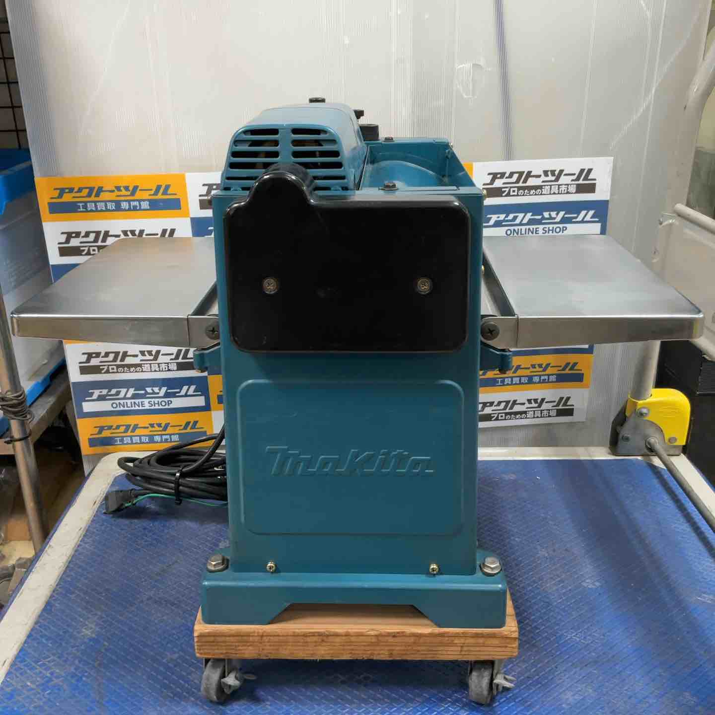 【店頭引取限定】【中古】MAKITA マキタ 自動カンナ 66,000円(税込) 2026年最新】Yahoo!オークション -自動カンナ マキタの中古品・新品