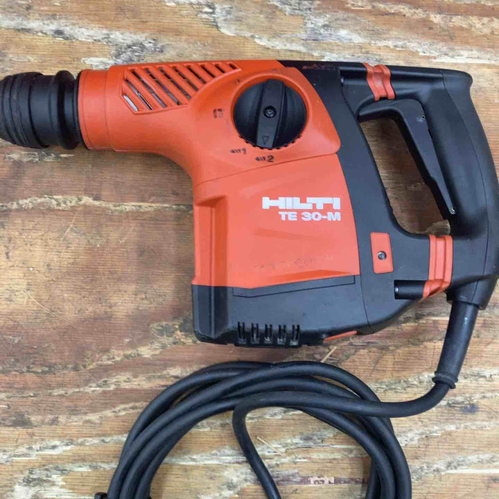 ★ヒルティ(Hilti) コード式ロータリーハンマー TE30-AVR【柏店】