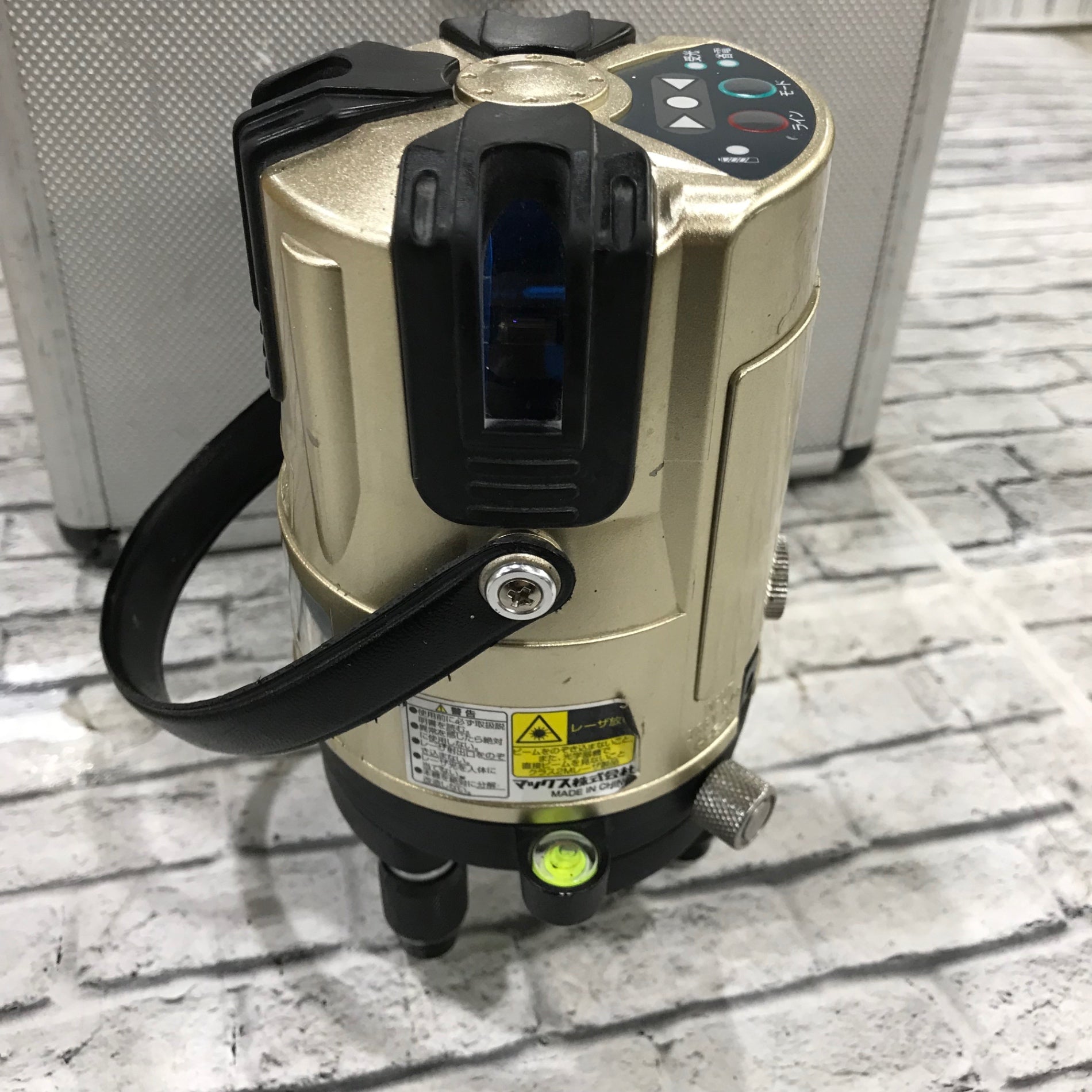 マックス(MAX) 水平/垂直ラインレーザー LA-403【川口店】 – アクト