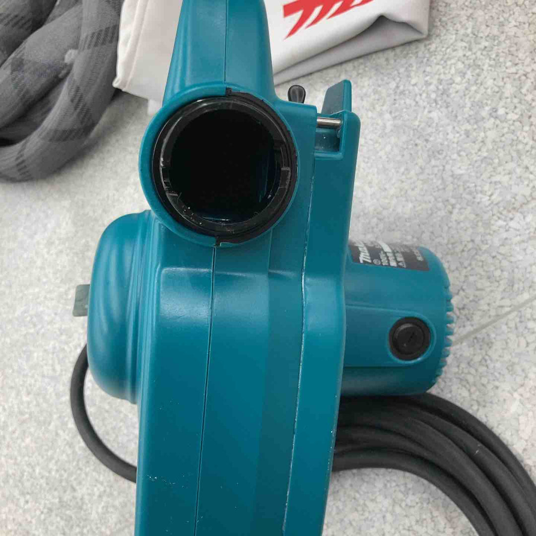 【中古品】★マキタ makita 小型集じん機 乾式 450(P) ホース 集じん袋 袋付き【八潮店】