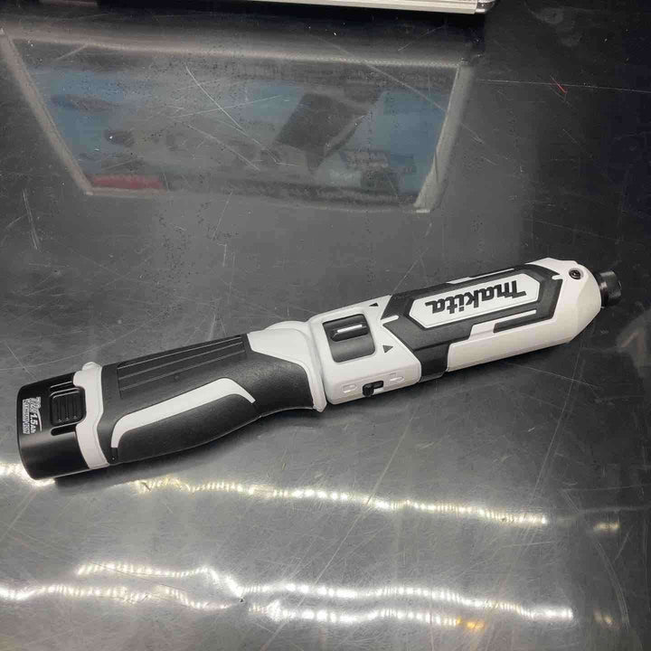 ★マキタ(makita) コードレスペンインパクトドライバー TD022DSHXW【川越店】