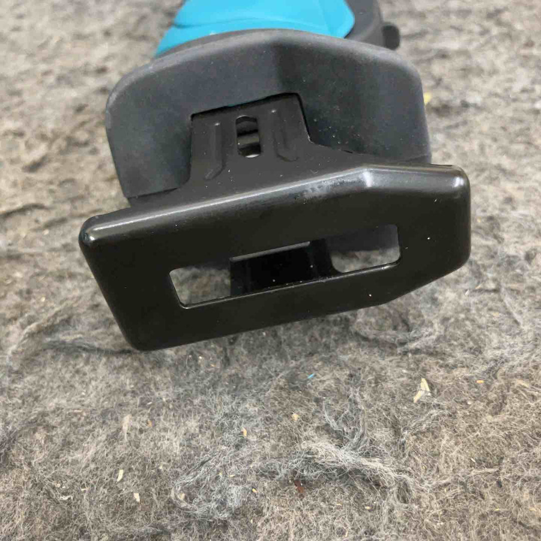 ★マキタ(makita) コードレスレシプロソー JR101DW 10.8Vバッテリー(1.3Ah・1.5Ah)、充電器、ケース付き【鴻巣店】