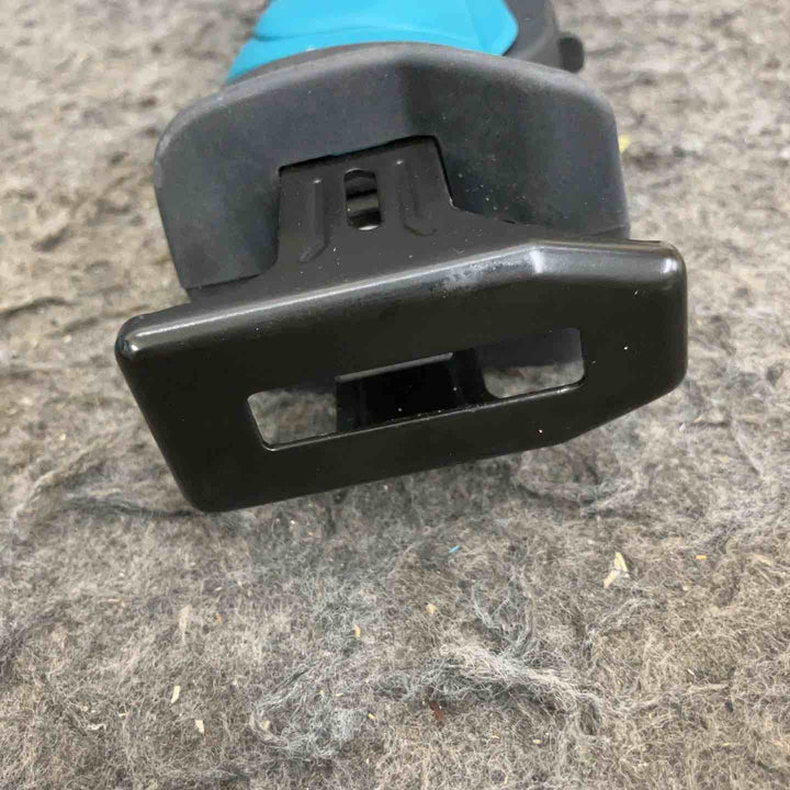 ★マキタ(makita) コードレスレシプロソー JR101DW 10.8Vバッテリー(1.3Ah・1.5Ah)、充電器、ケース付き【鴻巣店】