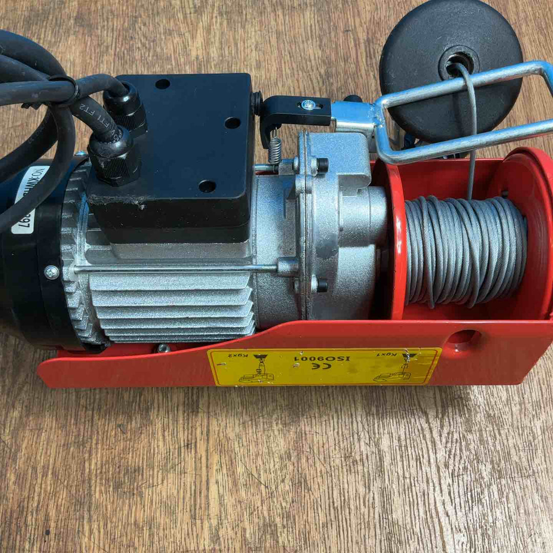 【美品】toolsisland 家庭用100V 電動ウインチ(ホイスト) 最大能力200kg 20200【岩槻店】