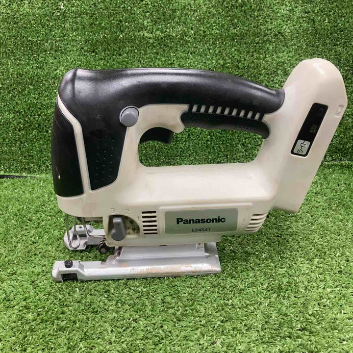 ◇パナソニック(Panasonic) コードレスジグソー 本体 EZ4541X-B【川崎店】