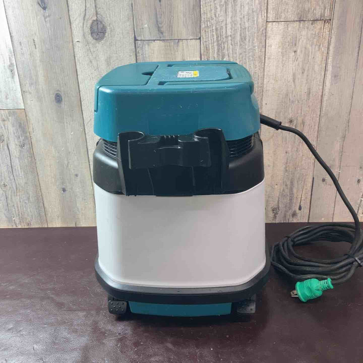 【中古品】マキタ(makita) 集じん機 乾湿両用 474(P) 集塵機【東大和店】