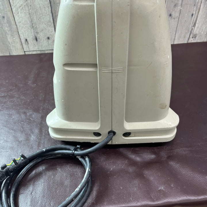 【中古品】マキタ(makita) エアコンプレッサー AC700【東大和店】