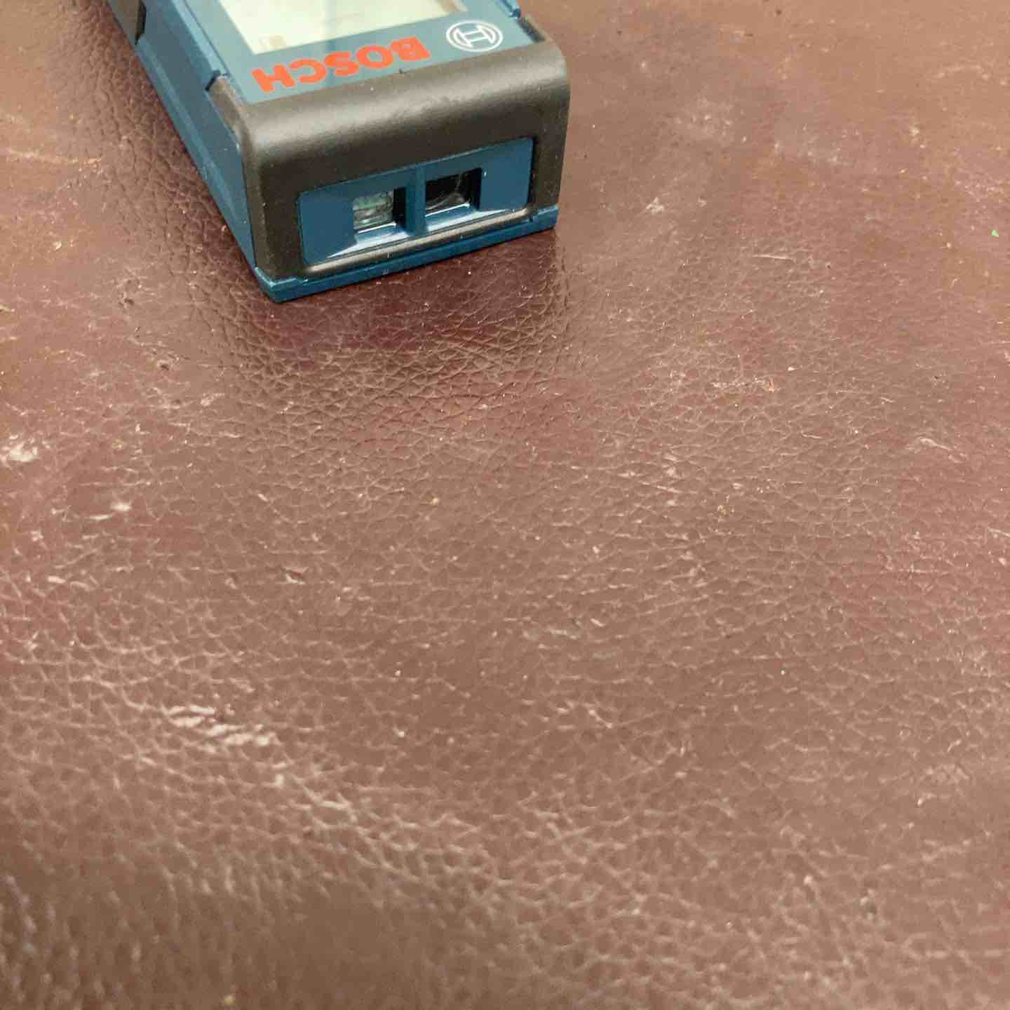 中古品】ボッシュ(BOSCH) レーザー距離計 GLM40【東大和店】 – アクト