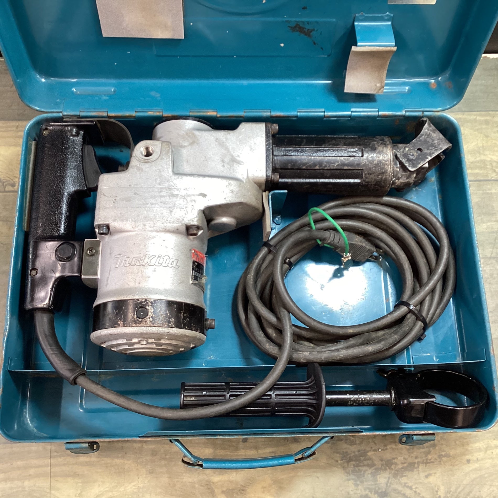 002○未使用品○マキタ makita 38mm ハンマドリル HR3811 ※長期保管