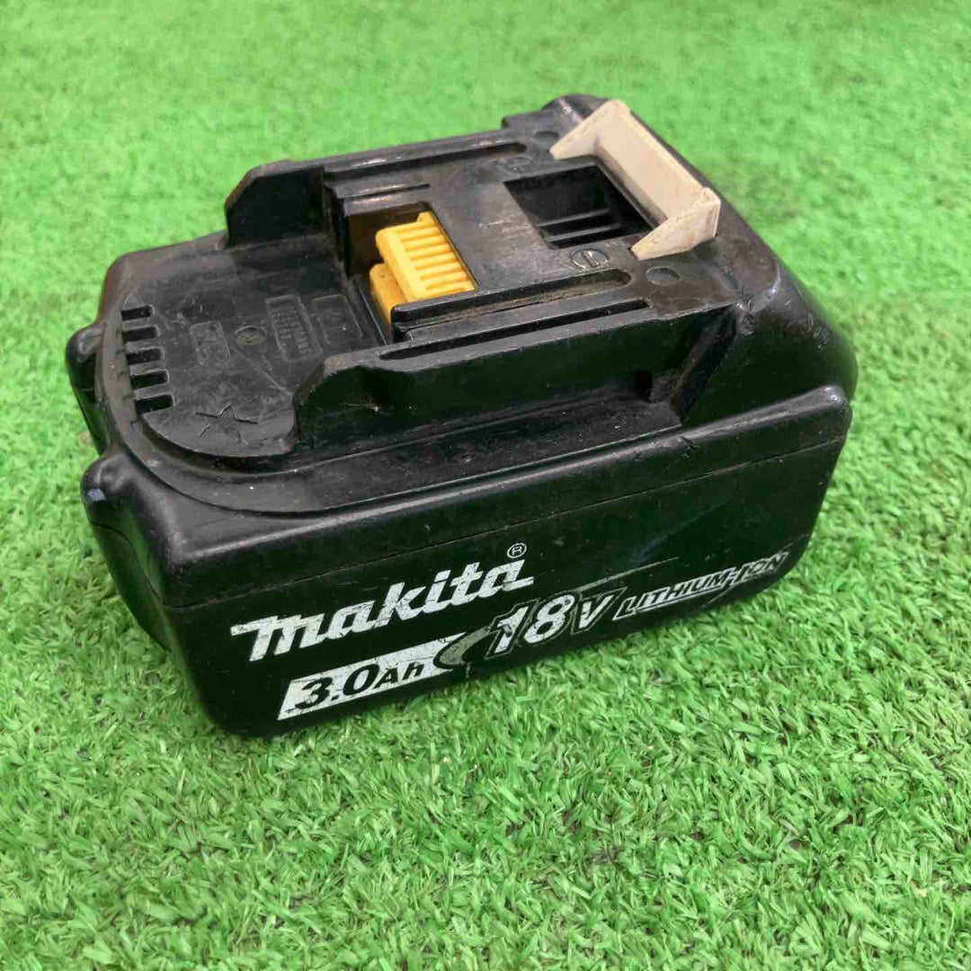 【中古品】 マキタ/makita コードレスディスクグラインダ・GA402DRF 【桶川店】
