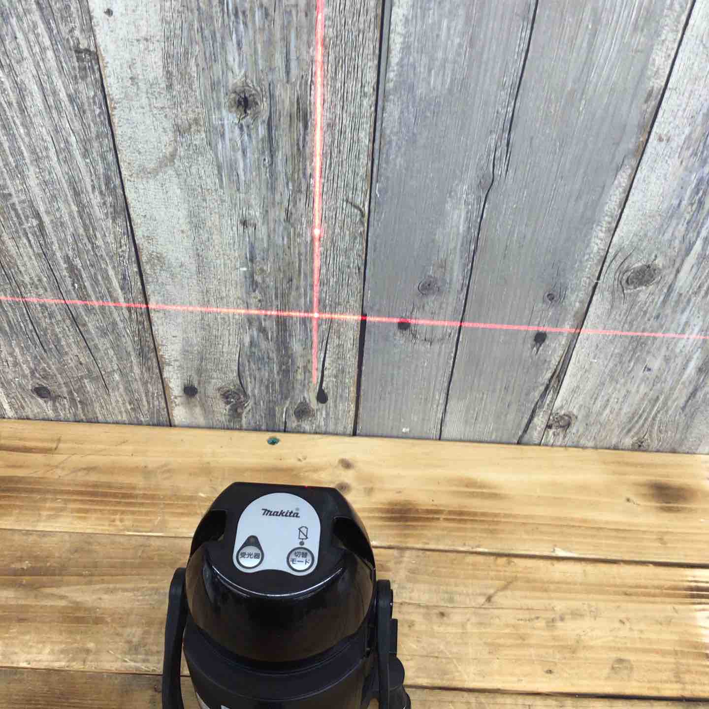 マキタ レーザー墨出し器 おおがね 通り芯 ろく 高輝度タイプ SK308PH