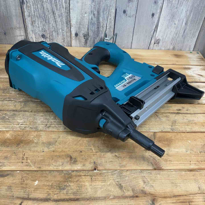 マキタ(makita) コードレスコンクリート用ガスピン打ち機 GN420C 【東大和店】