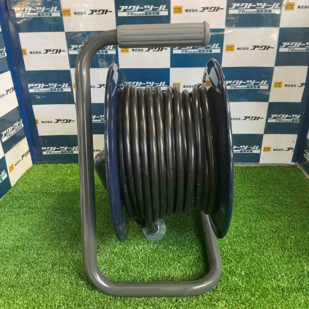ハタヤ (HATAYA) シンサンデーレインボーリール 屋外用 防雨型 日本製 15ｍ ネイビー CC-15Y(N)【草加店】