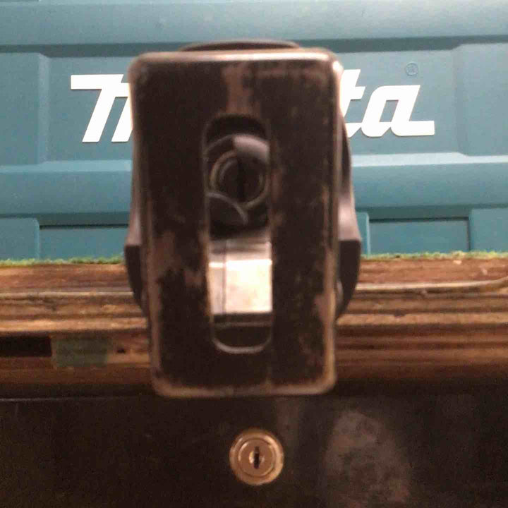 ★マキタ(makita) コードレスレシプロソー JR187DZK【町田店】